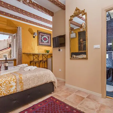 Apartments&studios Lanii