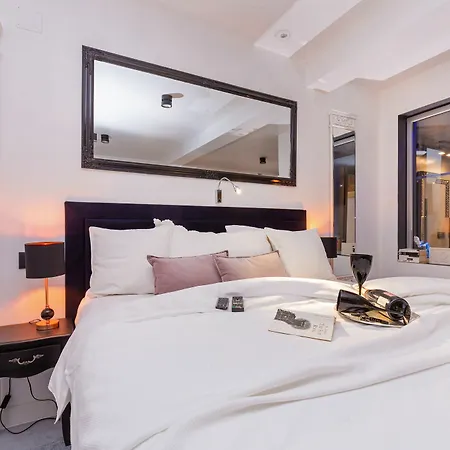 Apartments&studios Lanii